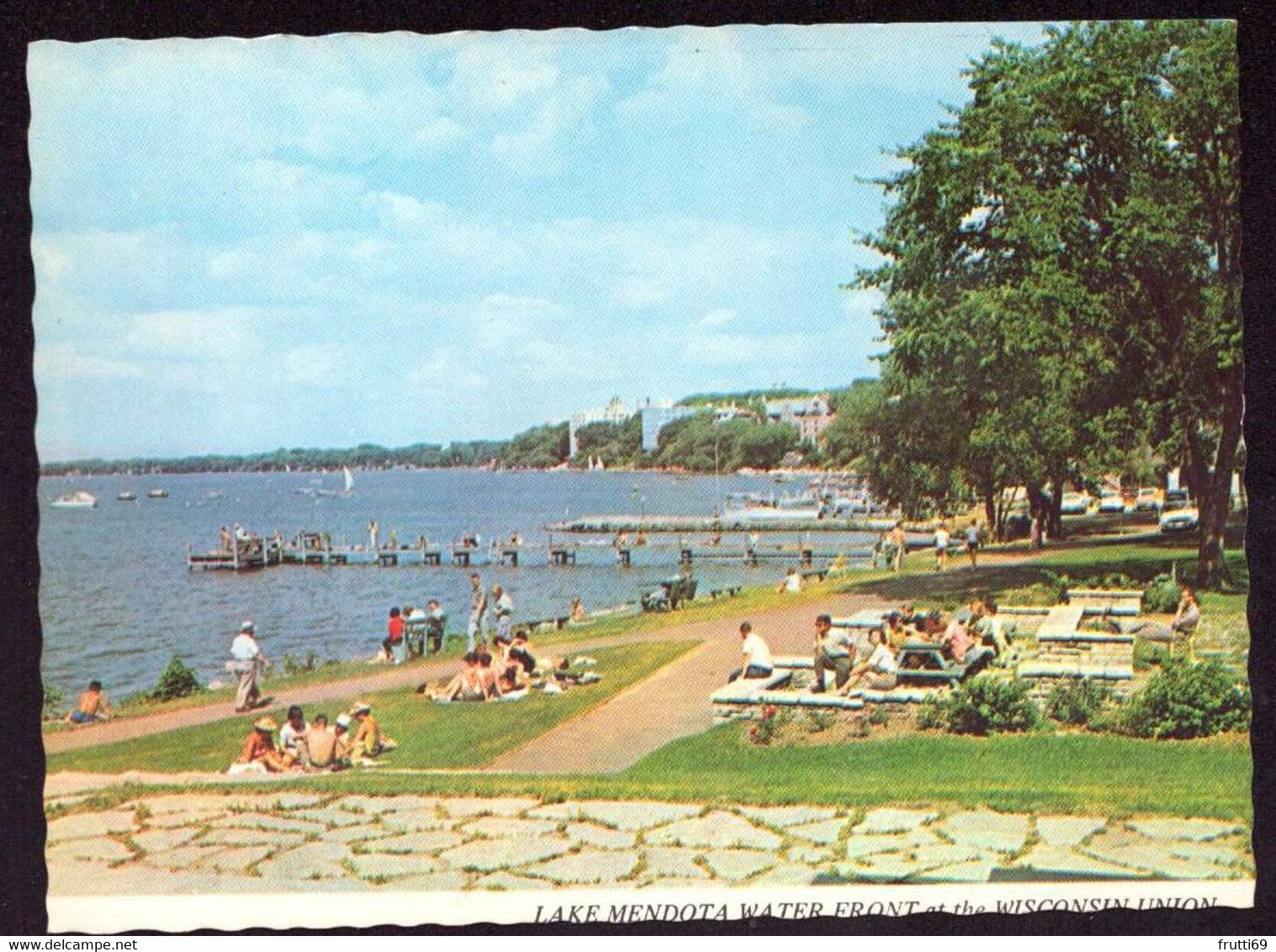 AK 002730 USA - Wisconsin - Madison - The Wisconsin Union University ... - Lake Mendota From The Union Boat House - Madison