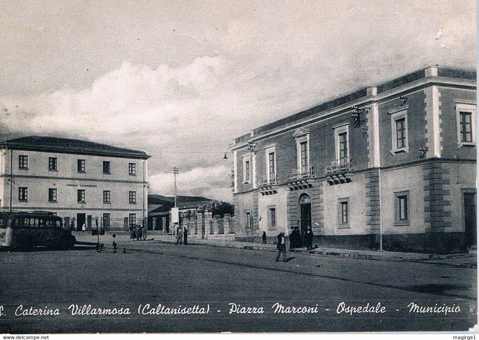 B4921 - S. Caterina Villarmosa, Piazza Marconi, Ospedale, Municipio, Viaggiata 1956 F. G. - Caltanissetta