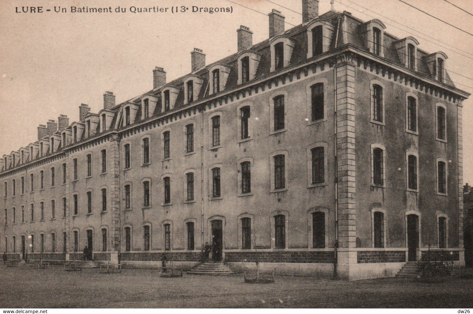 Caserne - Lure (Haute-Saône) Un Bâtiment Du Quartier Des 13e Dragons - Carte Non Circulée - Barracks