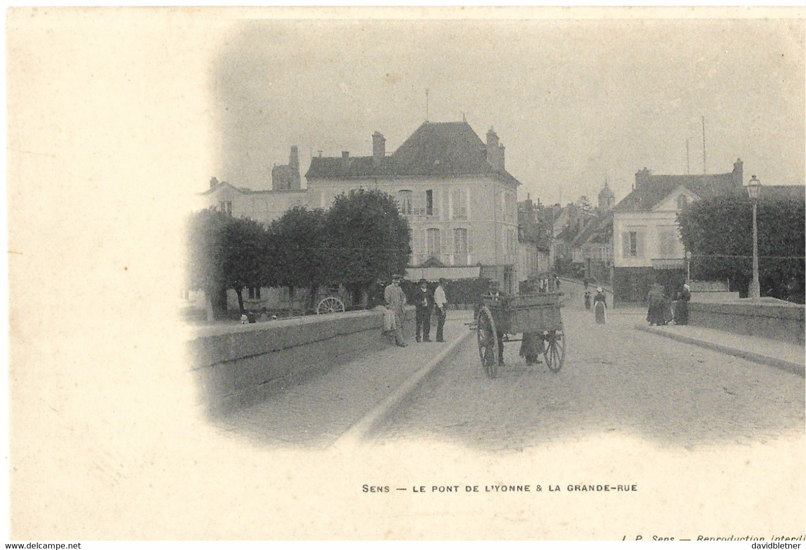 SENS Le Pont De L'Yonne Et La Grande Rue - Sens