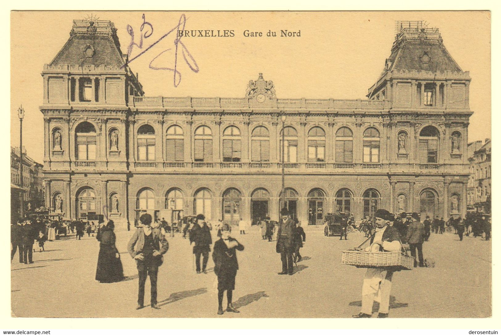 a0138	[Postkaarten] Brussel / Bruxelles (avenue Louise, Gare du Nord, panorama, allée Verte, etc) lot van 49 postkaarten