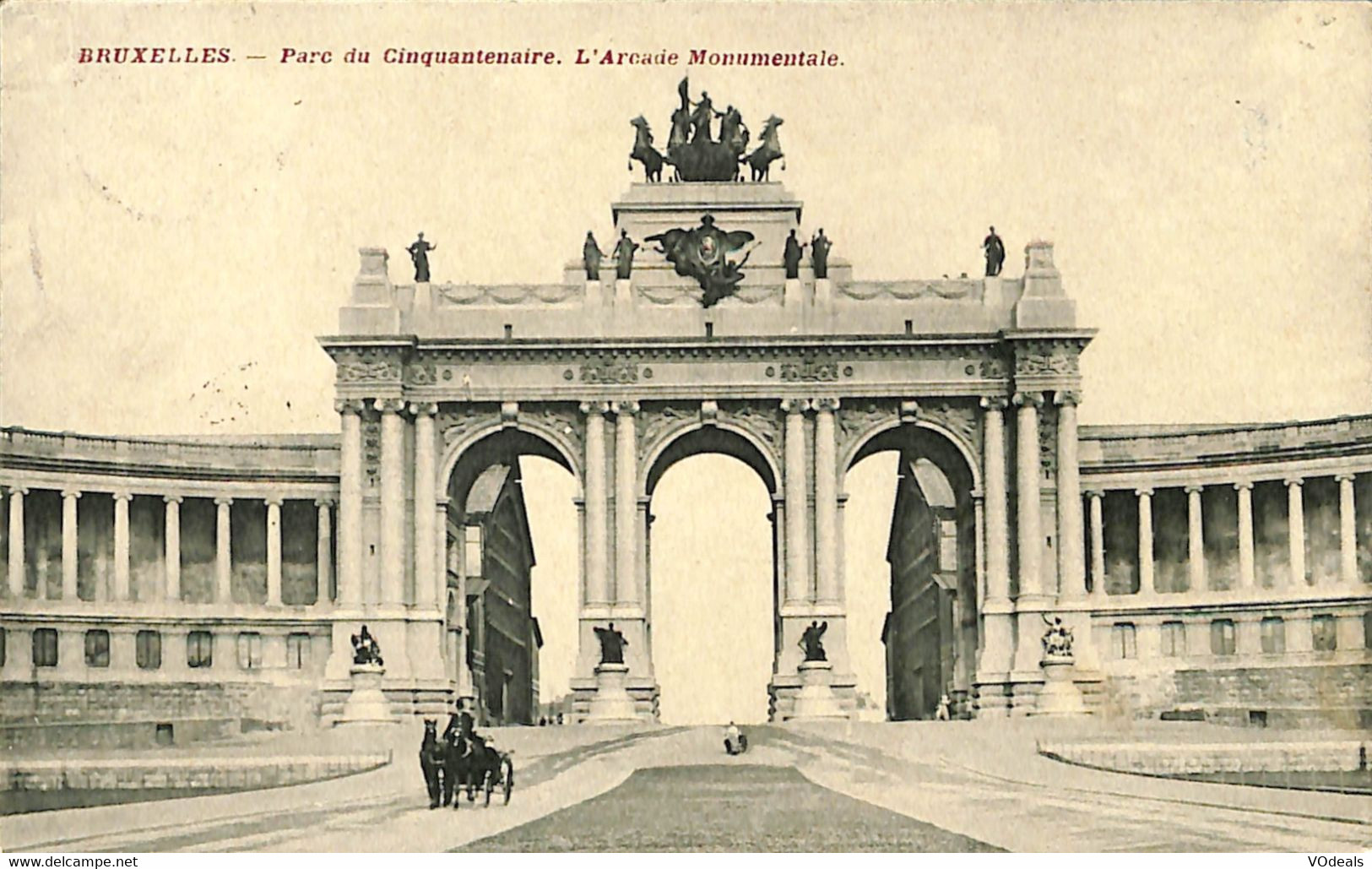 035 697 - CPA - Belgique - Bruxelles - Parc Du Cinquantenaire - L'Arcade Monumentale - Bossen, Parken, Tuinen