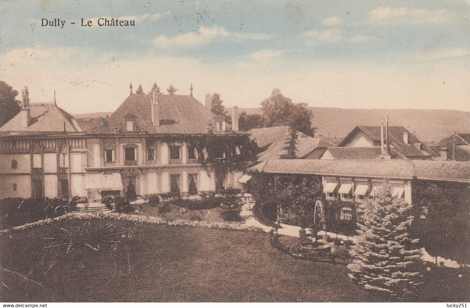 Suisse - Châteaux - Dully - Le Château  - Circulée 10/10/1916 - Au