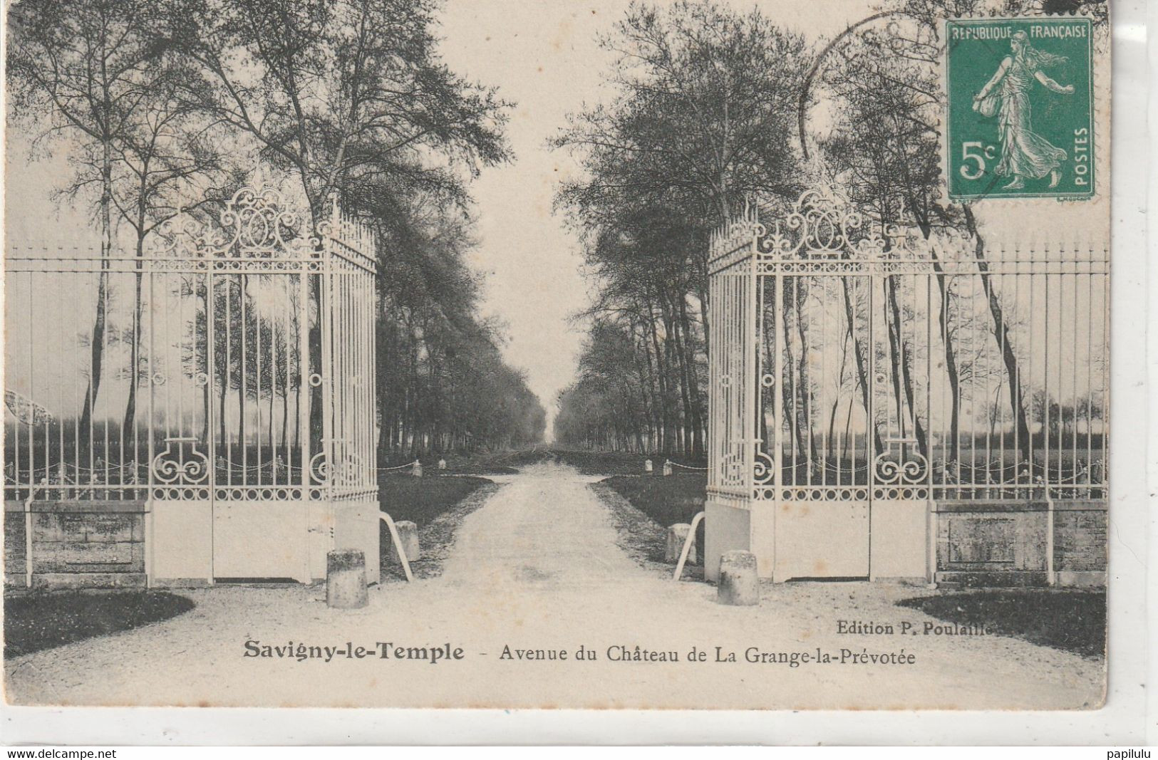 DEPT 77 : édit. P Poulaille : Savigny Le Temple Avenue Du Chateau De La Grange La Prévotée - Savigny Le Temple