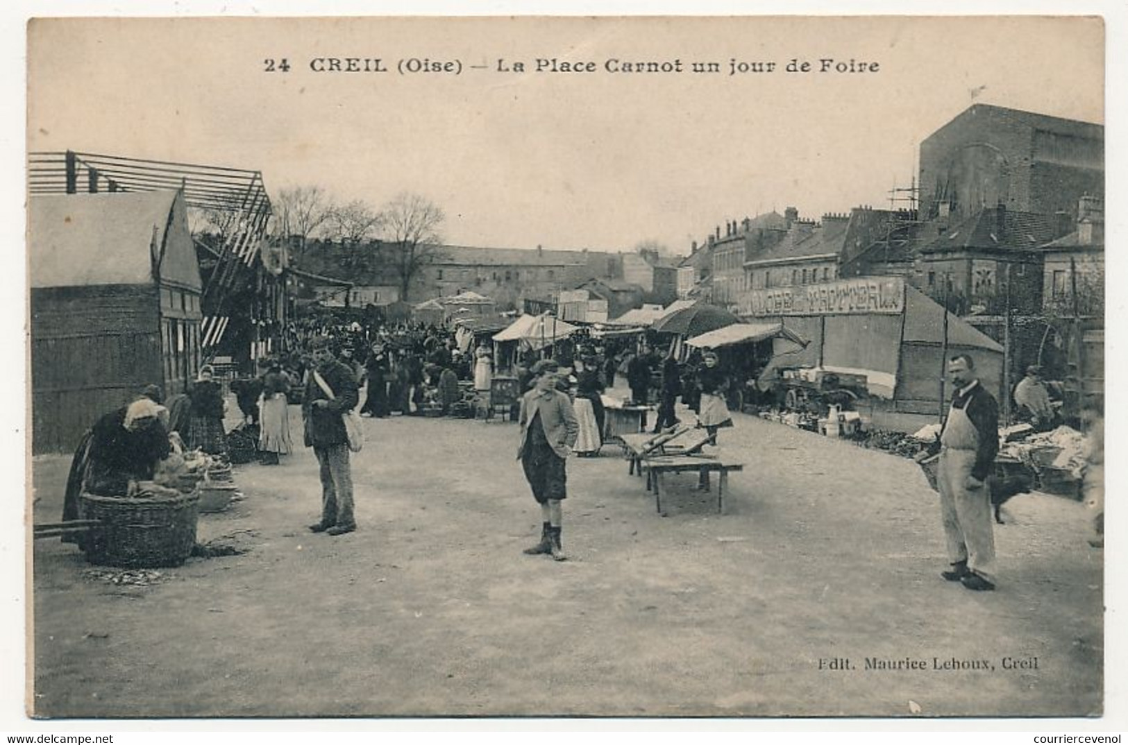 CPA - CREIL (Oise) - La Place Carnot Un Jour De Foire - Creil