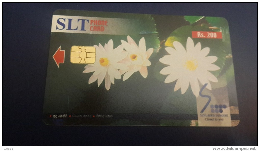 Sri Lanka-(sri09)- White Lotus-flowers)-(rs.200)-used Card+1card Prepiad Free - Sri Lanka (Ceilán)