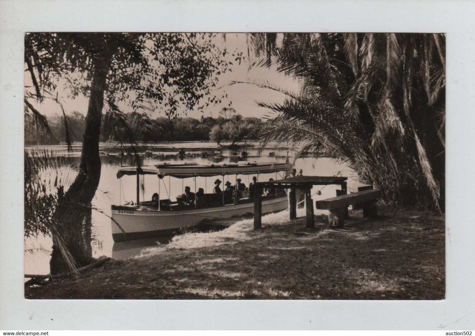 1594PR/ Zambia Near The Boat-House Zambezi River Above The Victoria Falls MINT - Sambia