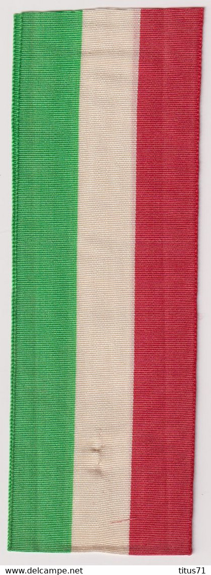 Ruban Drapeau Italie - 5,5 X 32 Cm - 1 Pli Marqué - Très Bon état - Vlaggen