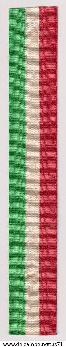 Ruban Drapeau Italie - 1,8 X 32 Cm - 1 Pli Marqué - Très Bon état - Bandiere