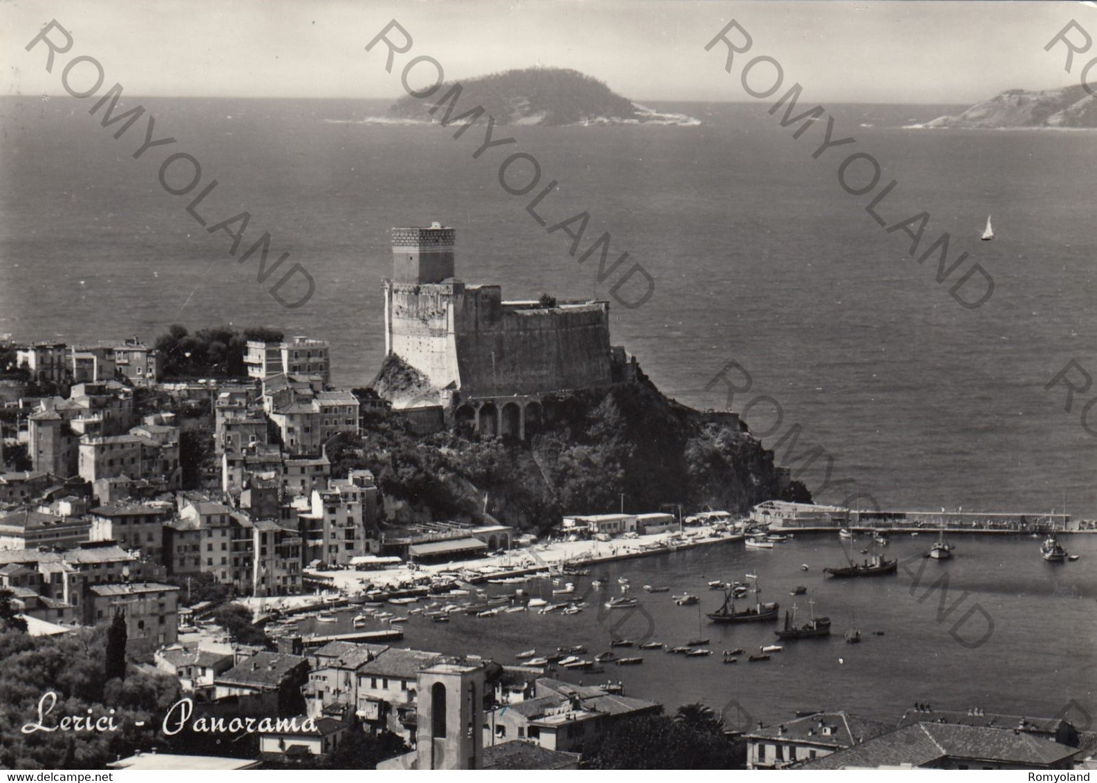 CARTOLINA  LERICI,LA SPEZIA,PANORAMA,SPIAGGIA,MARE,SOLE,ESTATE,LUNGOMARE.VACANZA,BELLA ITALIA,VIAGGIATA 1961 - La Spezia