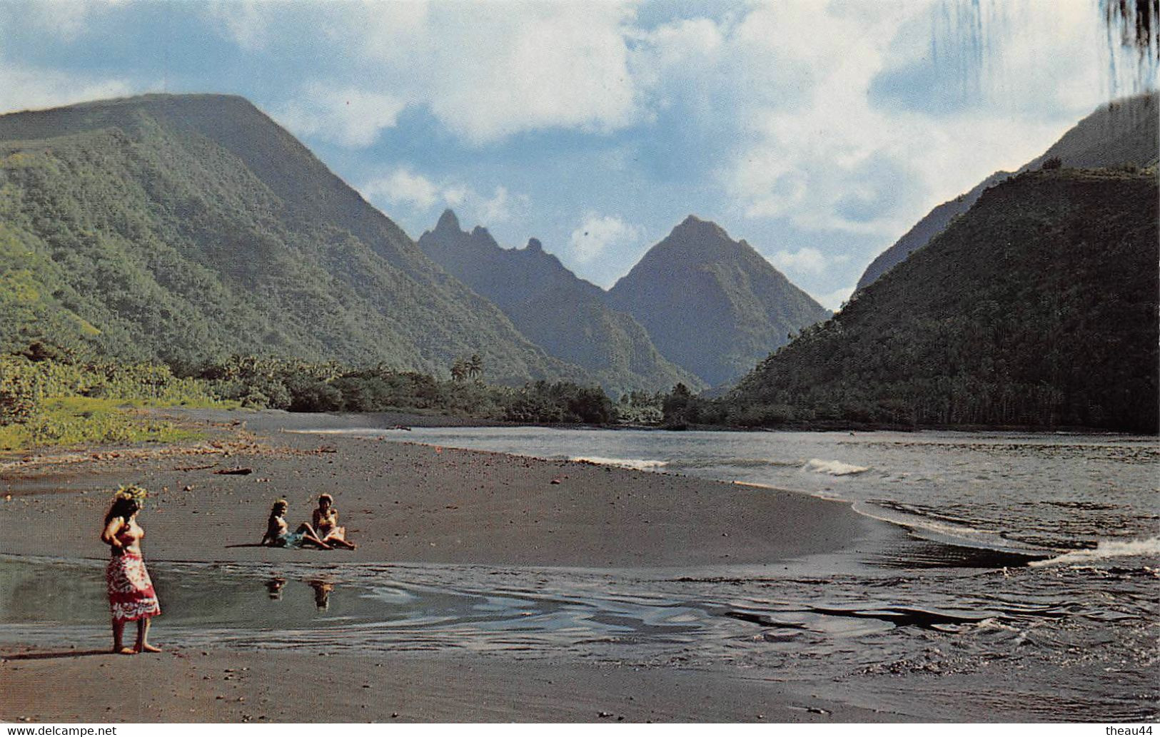 POLYNESIE-FRANCAISE - TAHITI - Lot de 6 Cartes  - Papeete, Tamouré, Pirogue, Moorea, Mont Roniu .......