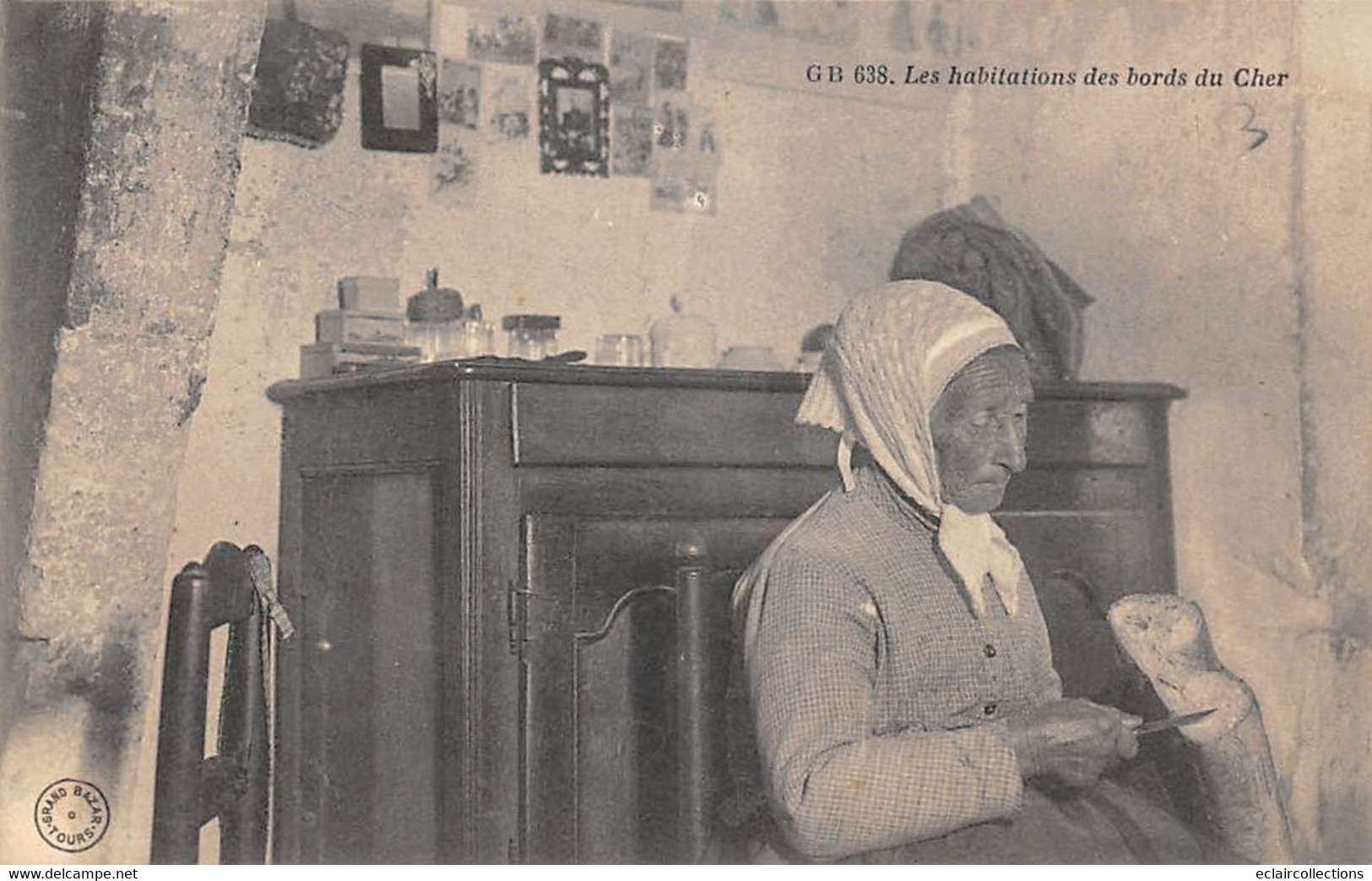 Les Bords Du Cher     37      L'Intérieur D'une Habitation . Femme Coupant Du Pain -  Grand Bazar  N° 638 (voir Scan) - Other & Unclassified
