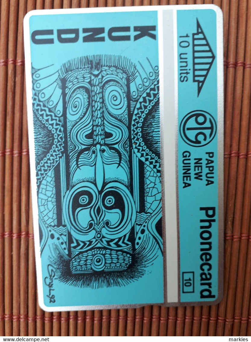 Phonecard Kundo 10 Units  301 B  Rare - Papua New Guinea