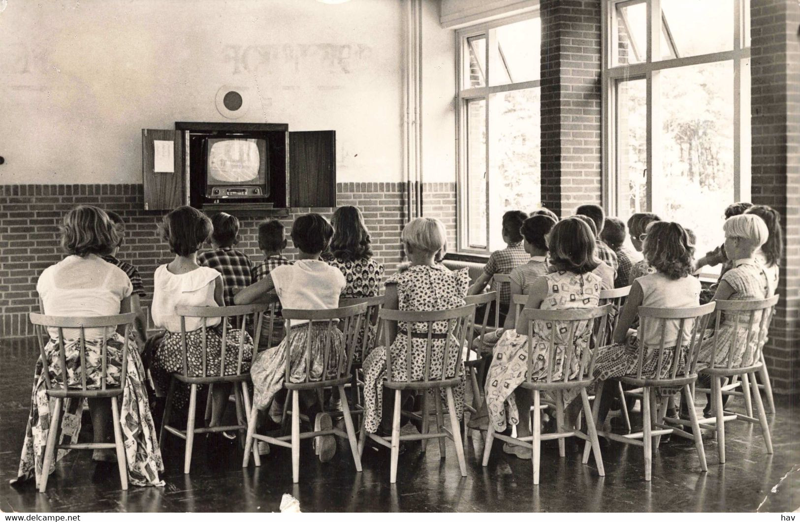 Rolde Televisieuurtje Kinderen In Het Koloniehuis 694 - Rolde