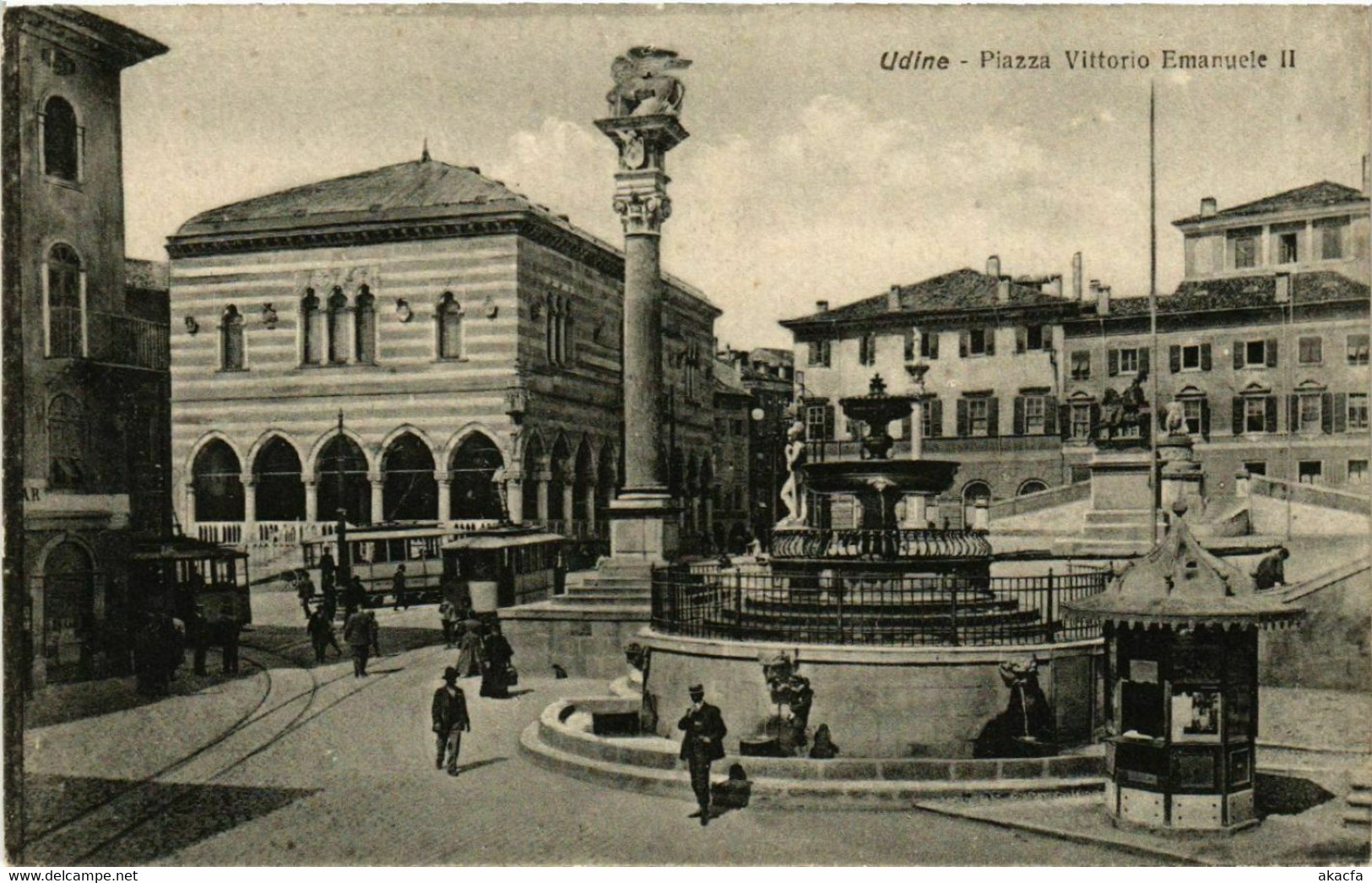 CPA AK UDINE Piazza Vittorio Emanuele II ITALY (397485) - Udine