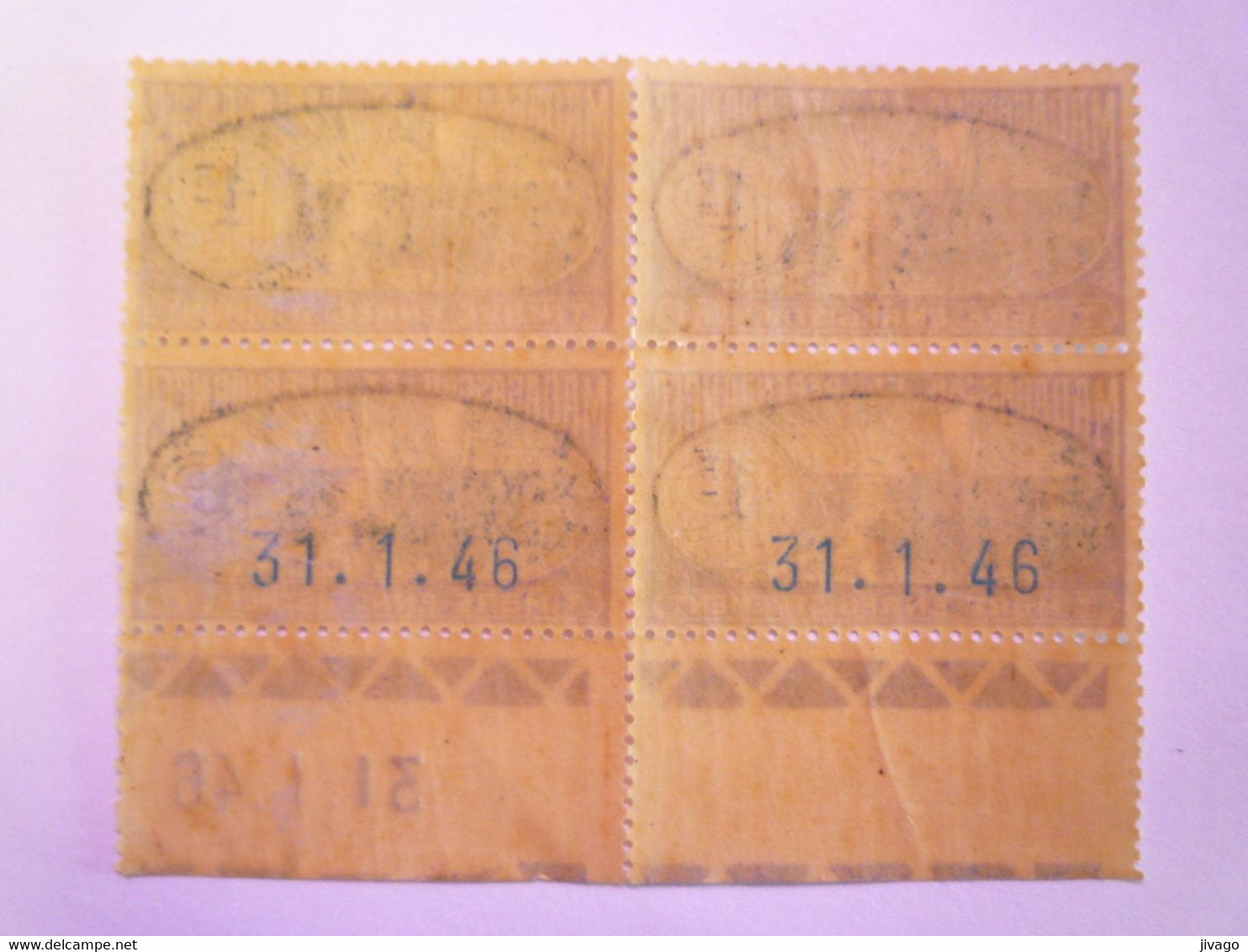 2021 - 3401  TIMBRES FISCAUX  -  BLOC De 4  COIN DATE   1946  XXX - Otros & Sin Clasificación