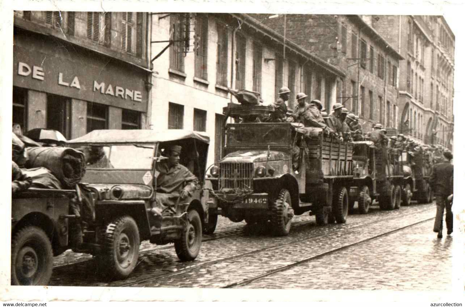 JEEP ET CAMIONS  DE L'ARMEE D'AFRIQUE A ST ETIENNE . 3/09/1944 - Oorlog 1939-45