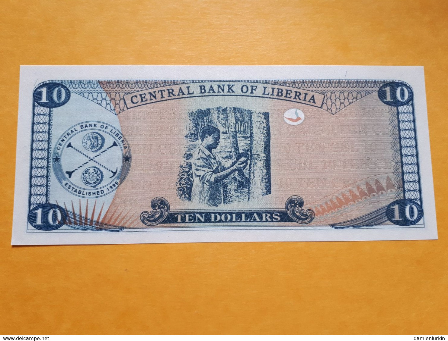 LIBERIA 10 DOLLARS 2011 UNC P-27f - Liberia