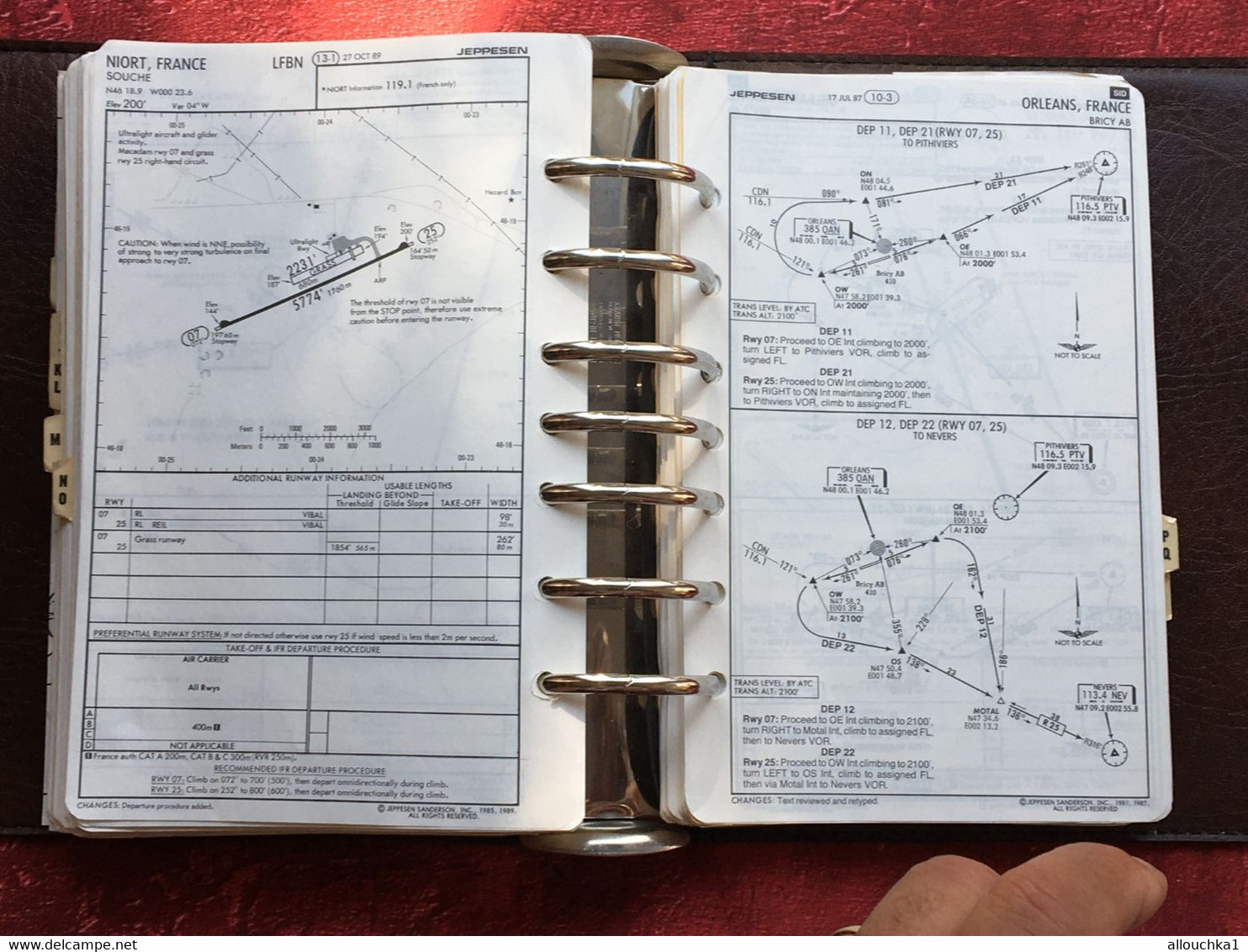 Transport Aviation Commerciale  Manuel Jeppesen Airway Manual service plans de vol aéroports de France-Suisse-Corse-