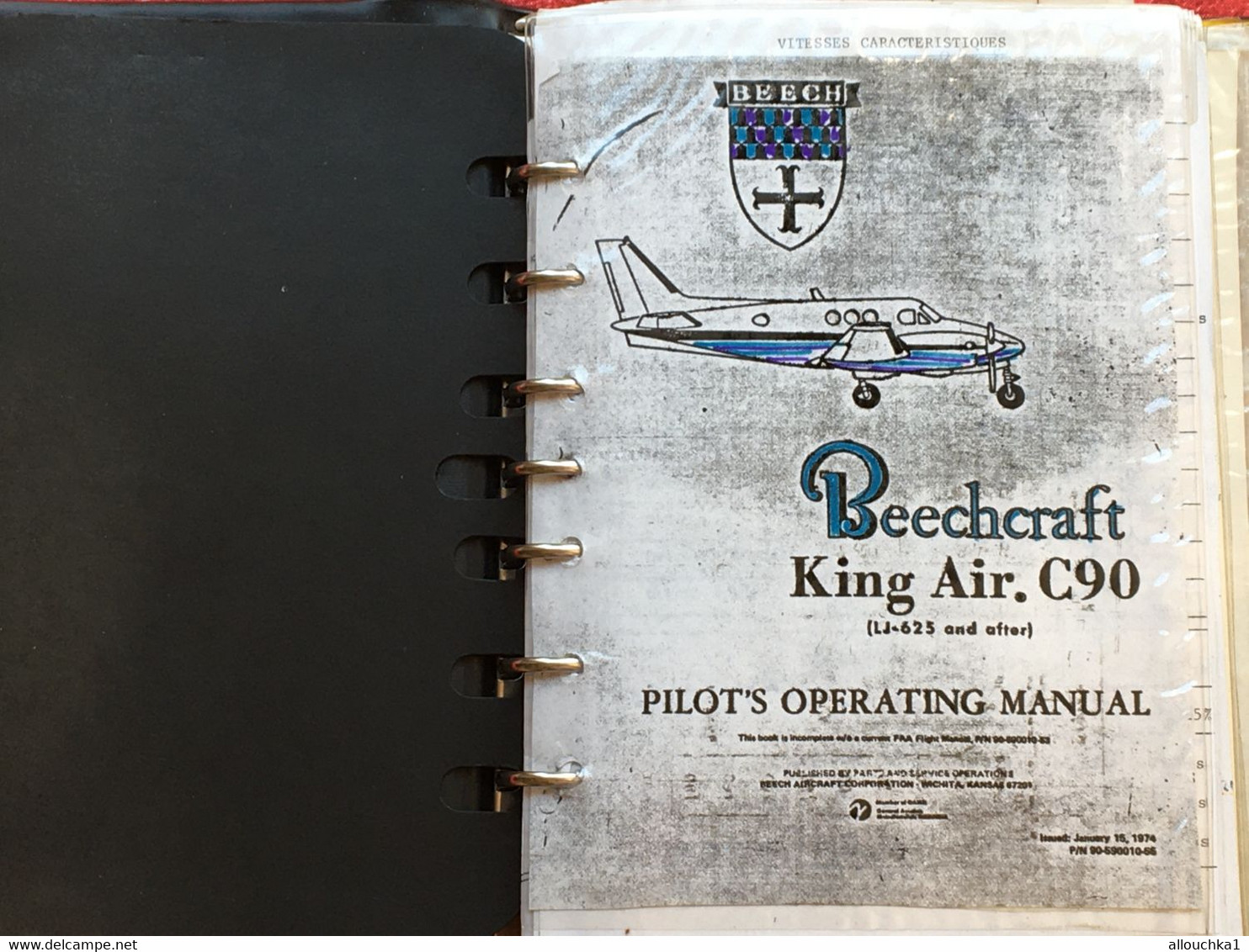 Beechkraft King Air C90 Pilote Operating Aviation  Manuel Jeppesen Airway Manual Service Plans Vol Aéroports France - Handbücher