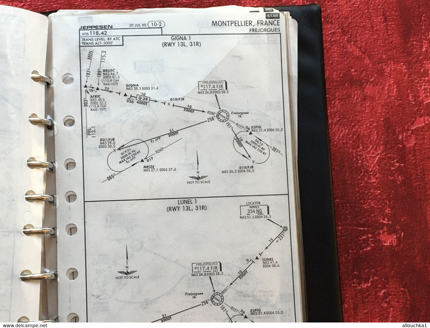 Beechkraft king air C90 Pilote operating Aviation  Manuel Jeppesen Airway Manual service plans vol aéroports France