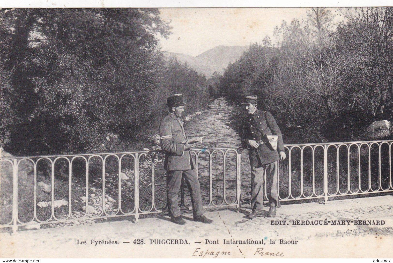 Les Pyrénées - Puigcerda - Pont International, La Raour - Douane