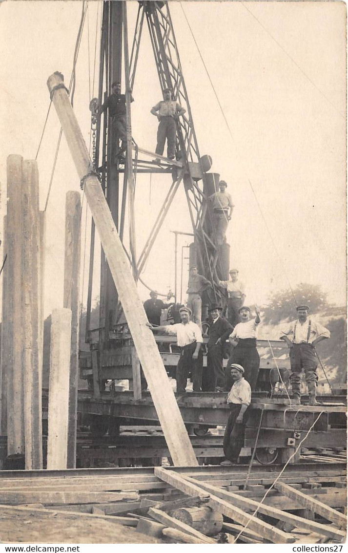 CONSTRUCTEURS DE PONT-CARTE-PHOTO - A SITUER - Sonstige & Ohne Zuordnung