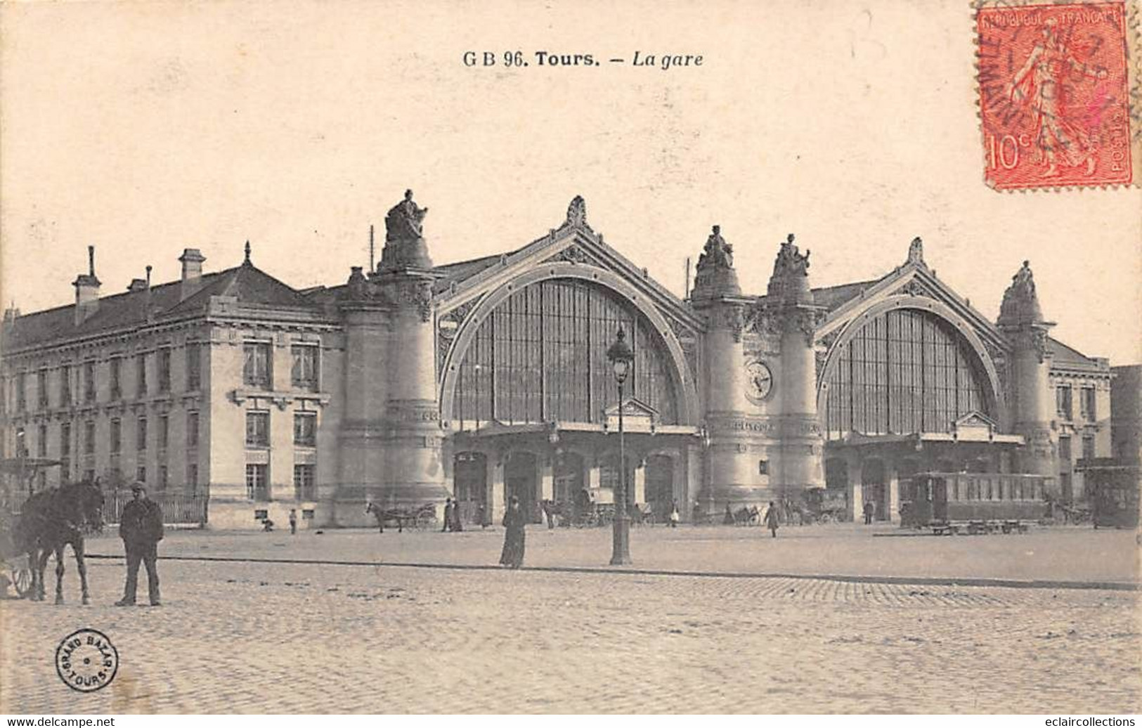 Tours     37        Gare Ou Chemin De Fer . Train. Extérieur De La Gare     GB 96  (voir Scan) - Tours