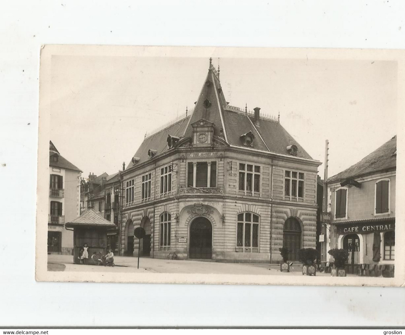 LANNEMEZAN (HAUTES PYRENEES) CARTE PHOTO L'HOTEL DE VILLE ET CAFE CENTRAL - Lannemezan