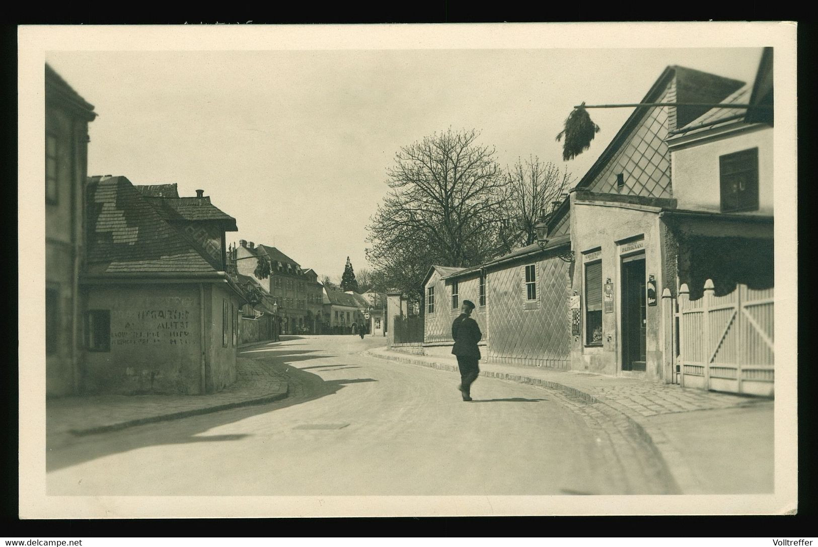 Orig. AK Um 1935 Wien Grinzing Straßenpartie Gemischtwaren Handlung Thomas Patrignani - Grinzing