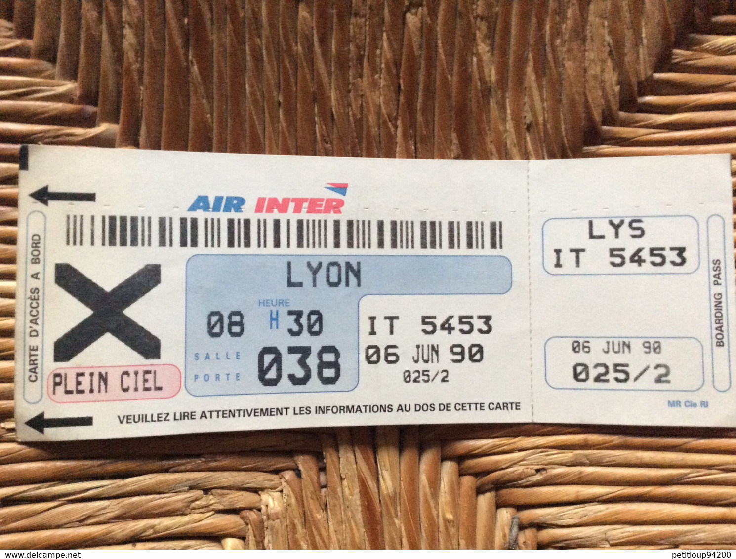 AIR INTER  Carte D’Embarquement  BOARDING PASS  Juin 1990 - Boarding Passes