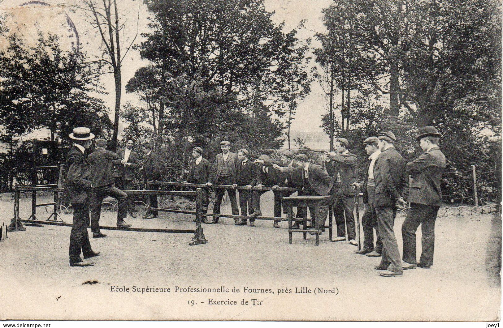 Cpa Ecole Supérieure Professionnelle De Fournes,exercice De Tir - Schulen