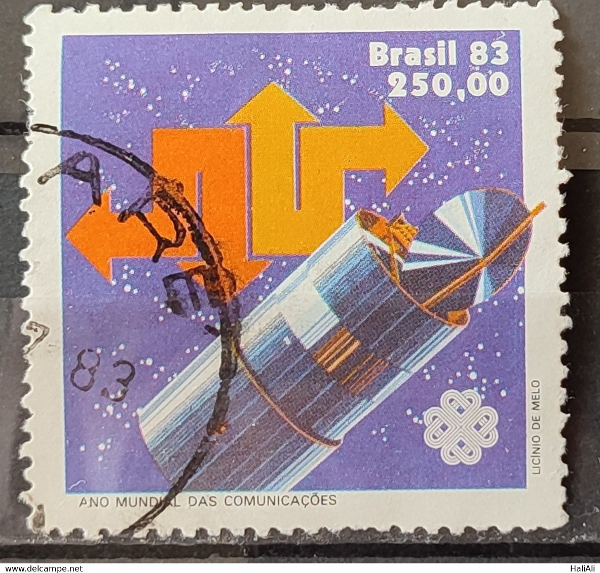 C 1320 Brazil Stamp World Year Of Communication 1983 Circulated 7 - Gebruikt