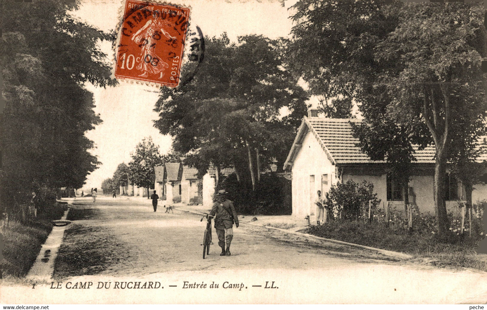 N°86229 -cpa Camp Du Ruchard -entrée Du Camp- - Kazerne
