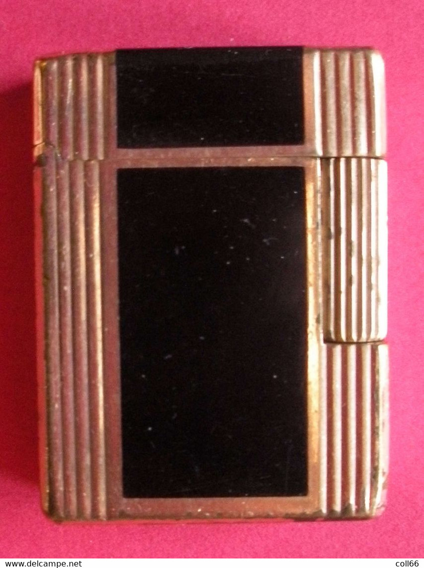 Original Briquet Dupont Avec Laque Noire Et Idéogramme Ancien Dans Son Jus Bon état Doré à Faire Réviser - Dupont