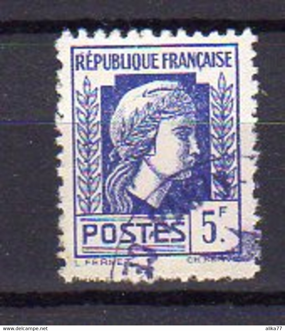 FRANCE    Oblitérés     Y. Et T.    N° 645     Cote: 5,50 Euros - 1944 Hahn Und Marianne D'Alger