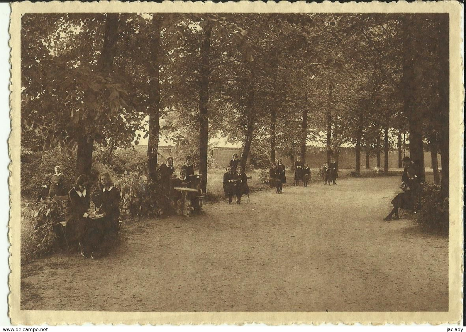 Héverlé -- Institut Du Sacré-Coeur - Une Vue Du Parc.   (2 Scans) - Oud-Heverlee