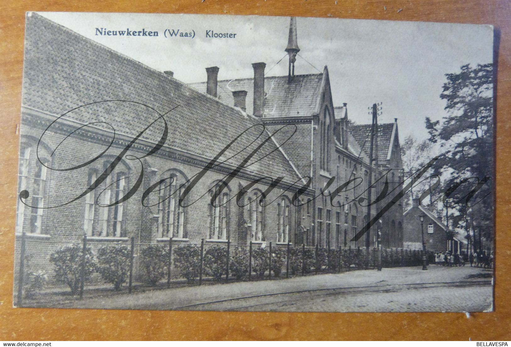 Nieuwkerken.  Kerk-Klooster 2 X Cpa - Sint-Niklaas