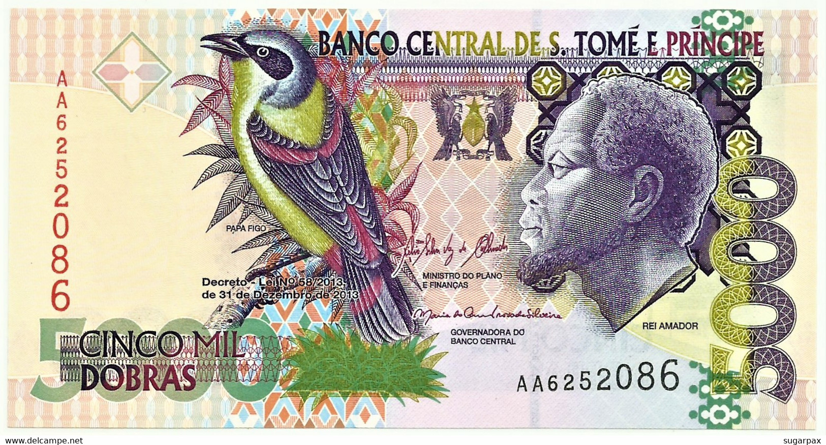 SAINT THOMAS & PRINCE - 5000 DOBRAS - 31.12.2013 - P. 65.d - Unc. - Prefix AA - Rei Amador - 5.000 - San Tomé E Principe