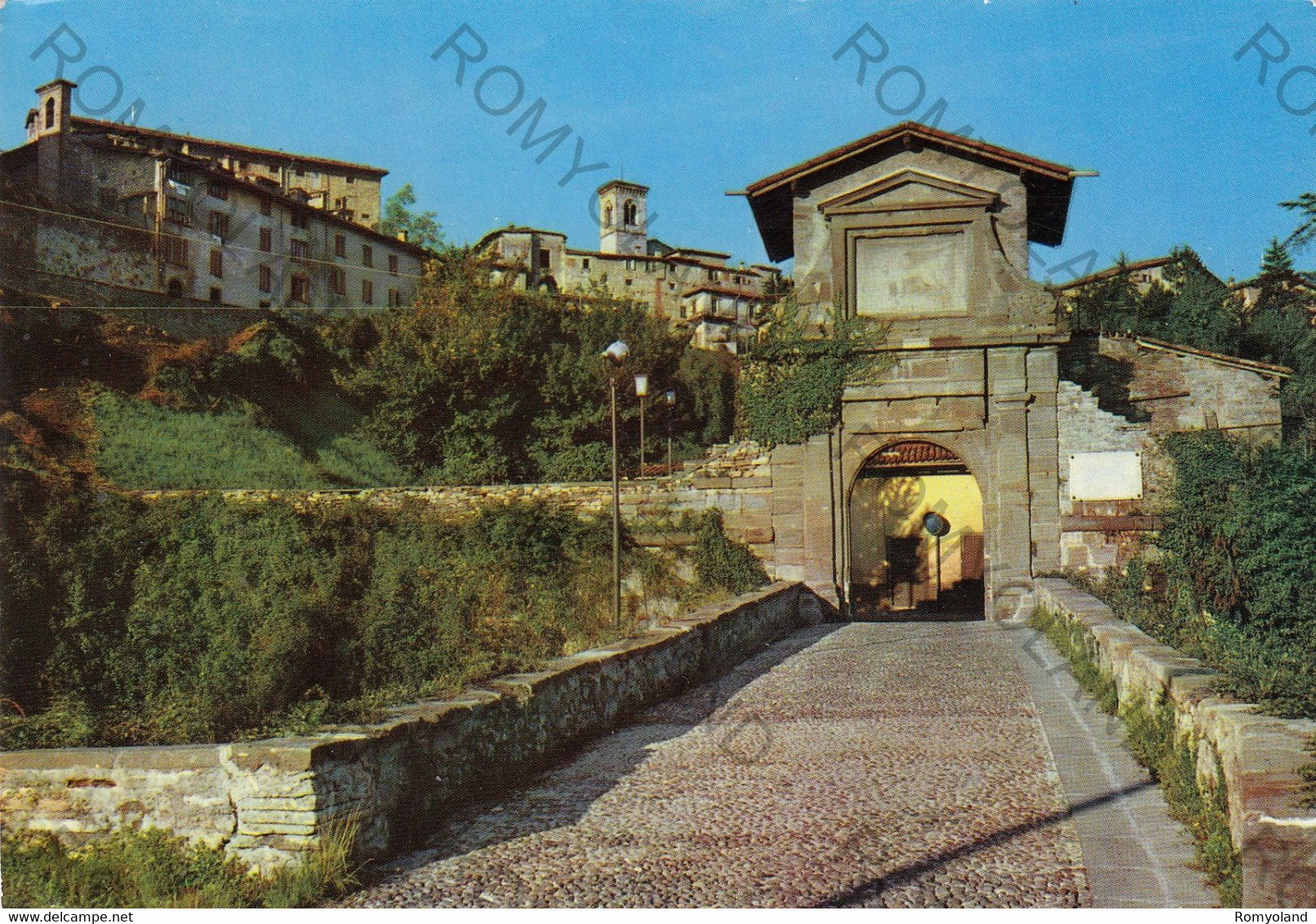 CARTOLINA  BERGAMO,LOMBARDIA,PORTA GARIBALDI GIA PORTA S.LORENZO,BELLA ITALIA,STORIA,CULTURA,MEMORIA,VIAGGIATA 1968 - Bergamo