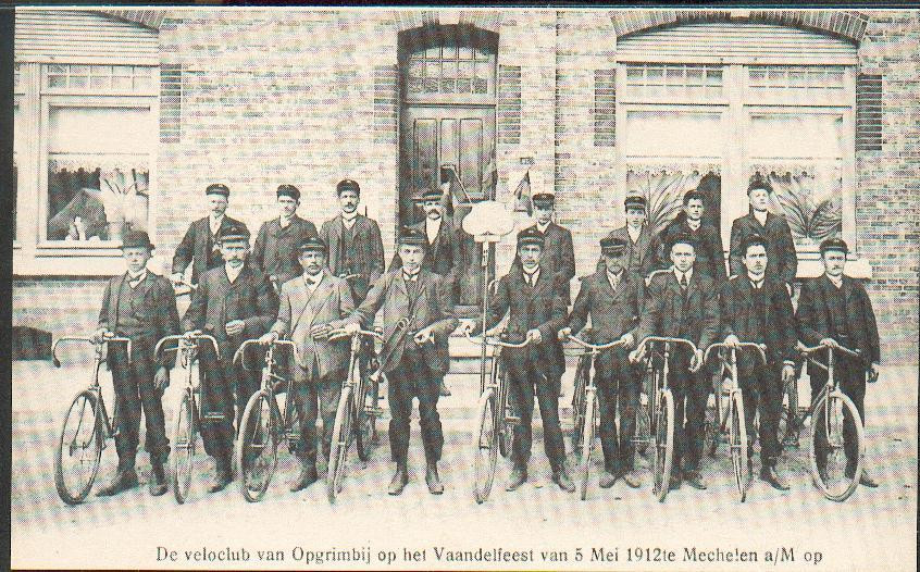 Opgrimbij/Opgrimbie: Veloclub Op Het Vaandelfeest Te Mechelen A/M In 1912 - Maasmechelen