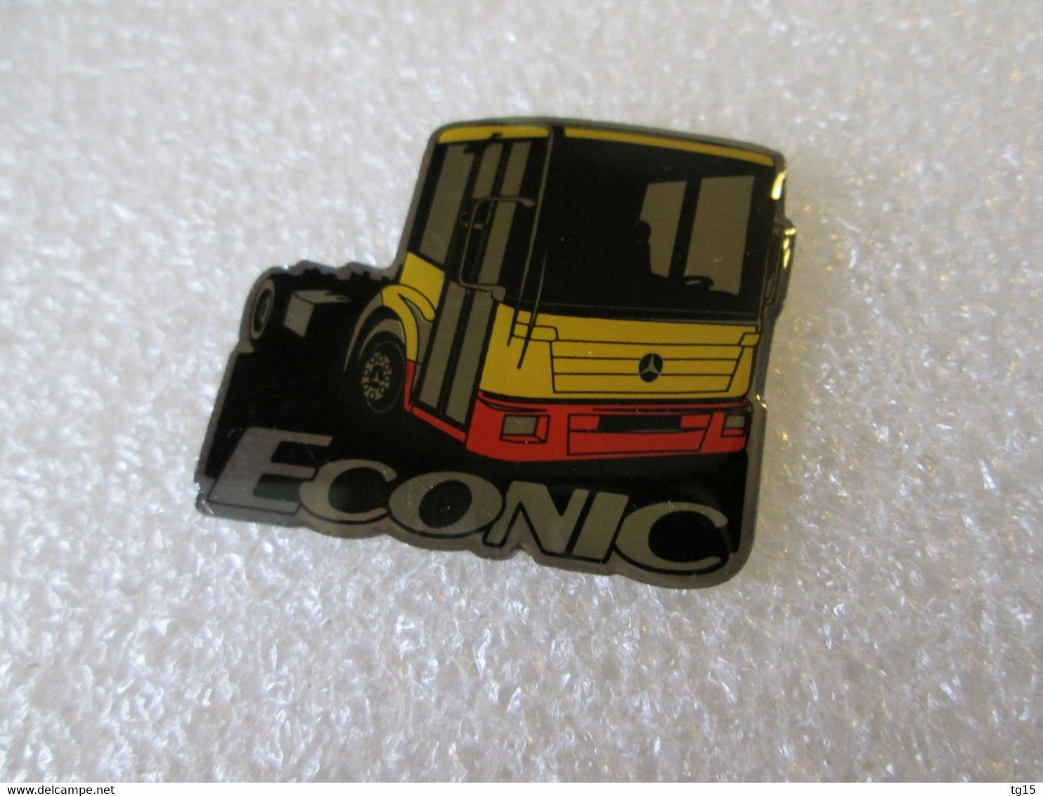 PIN'S  CAMION TRUCK  MERCEDES BENZ   ECONIC - Transportation