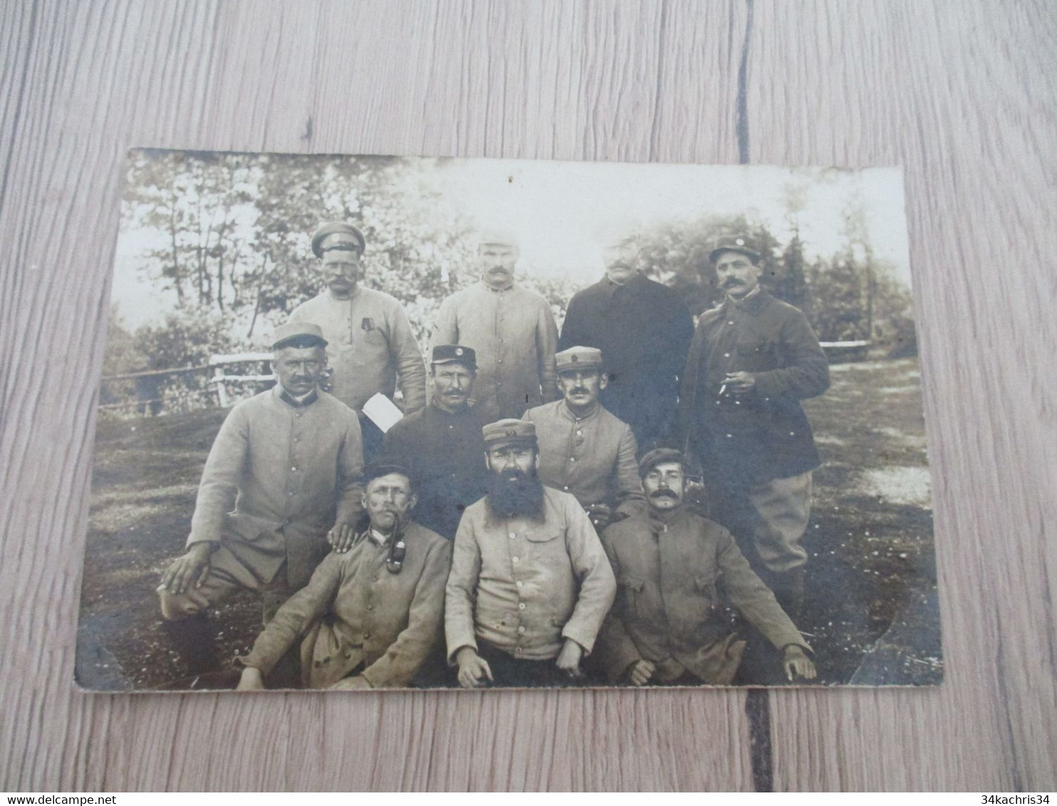 Carte Photo Guerre 14/18 Cachets Au Dos Soldats Toutes Armées Soldat 166ème Au Camp De Doeberitz Allemagne - War 1914-18