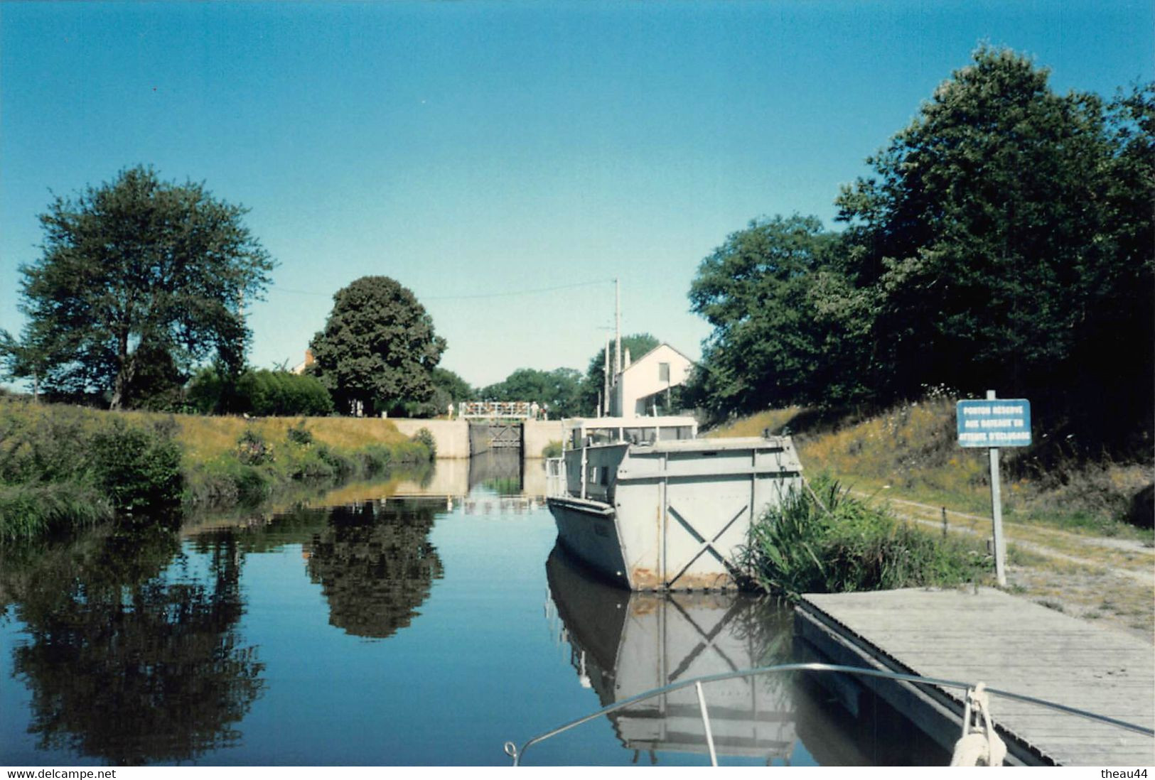 ¤¤  -   LA GACILLY  -  Lot de 1 cpm et 7 Clichés  -  Barrage , Ecluses , Canal, Bateaux   -  ¤¤