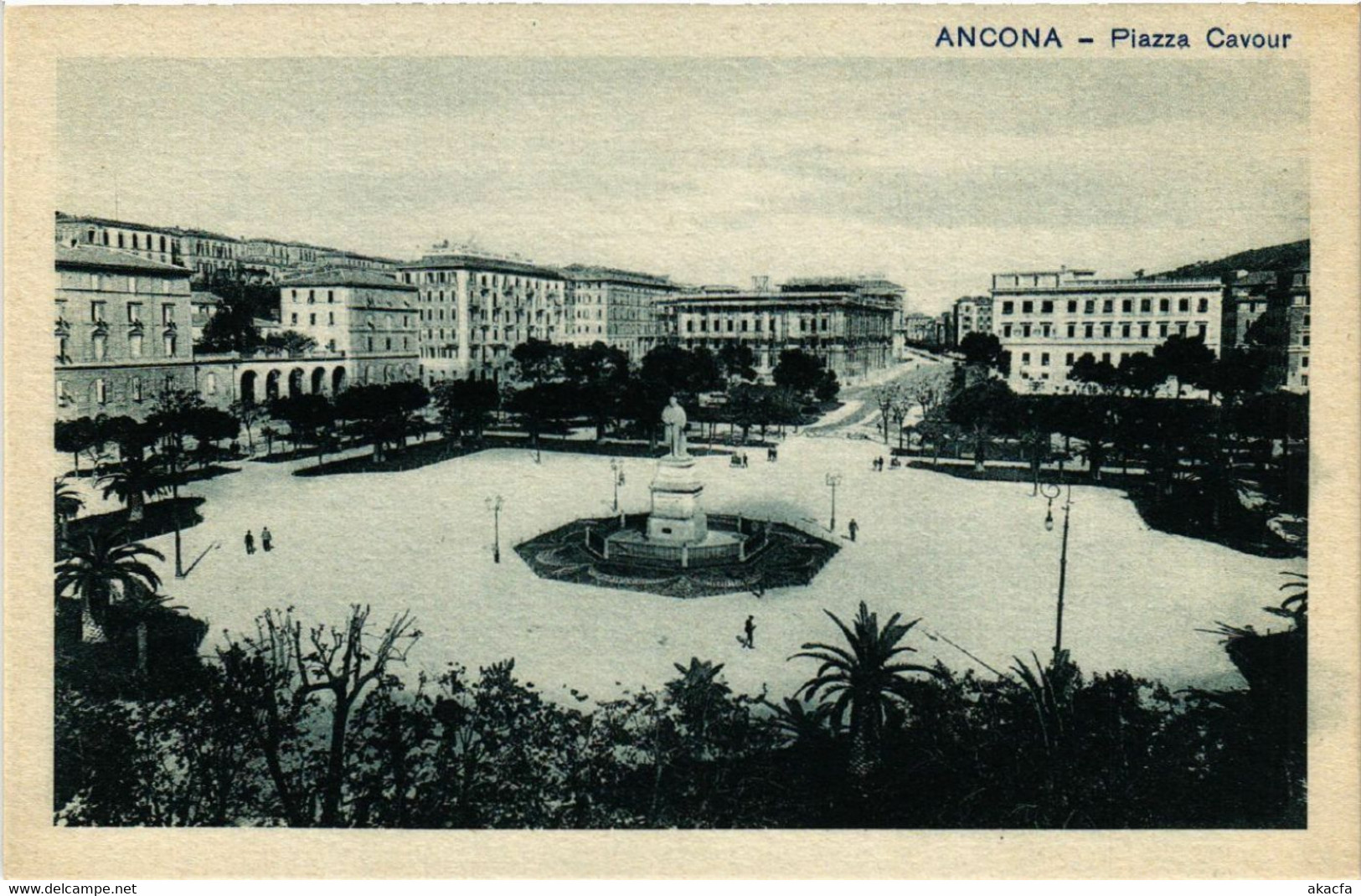 CPA AK ANCONA Piazza Cavour ITALY (394857) - Ancona