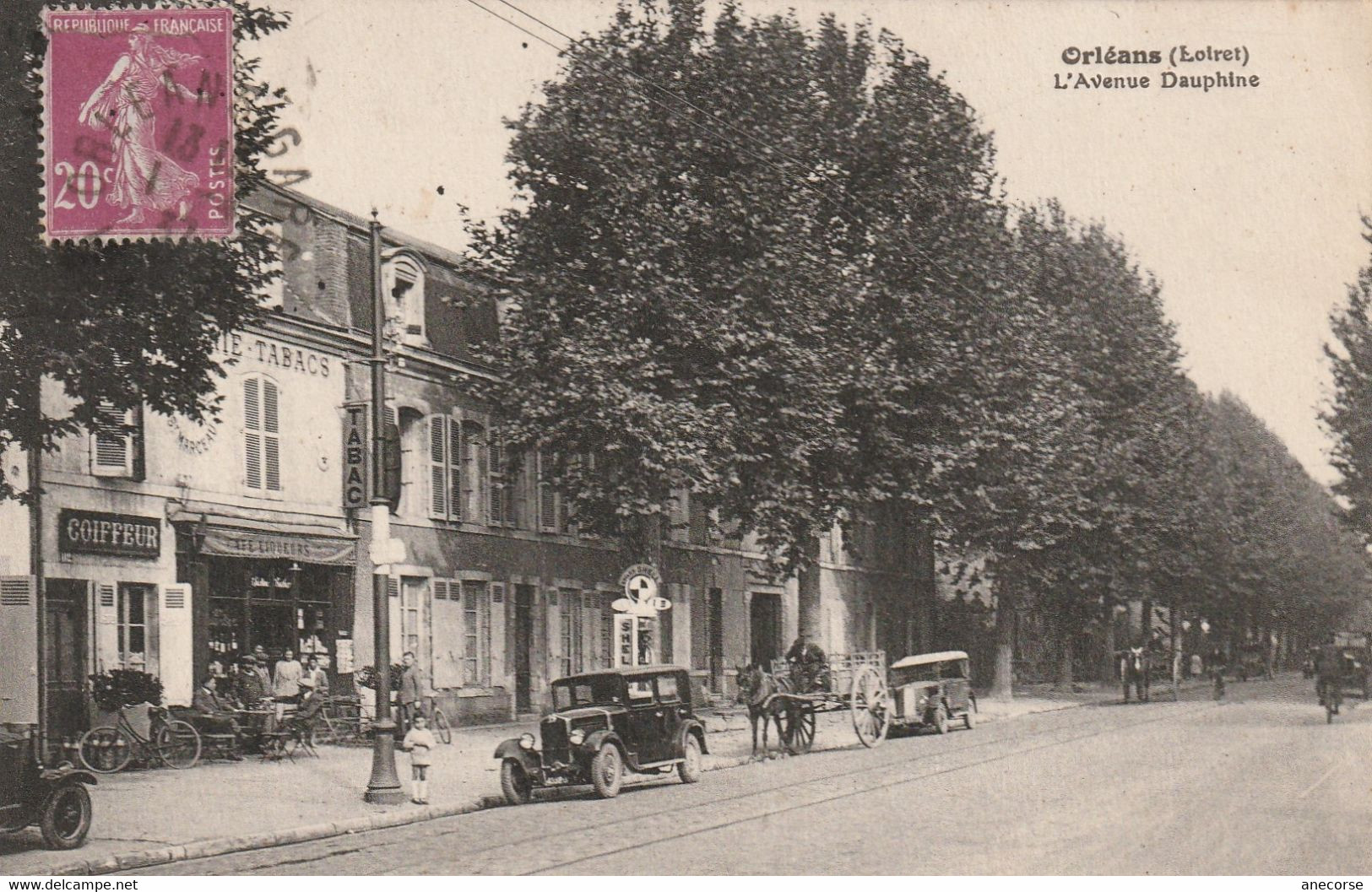 Orléans ( L'Avenue Dauphine ) Animation Voitures Charette - Orleans