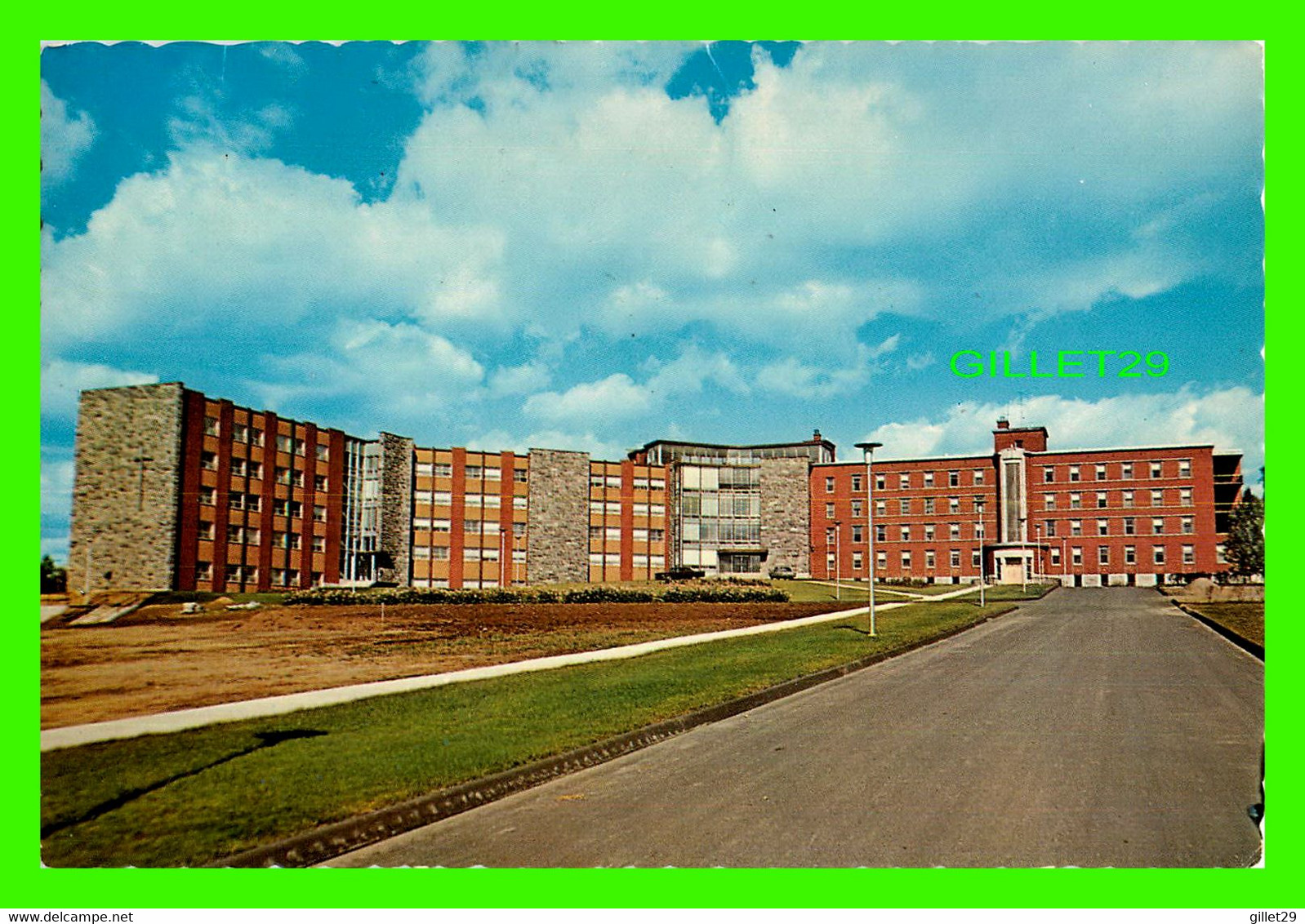 SHERBROOKE, QUÉBEC - MAISON PROVINCIALE, PRÉSENTATION DE MARIE, MAISON RIVIER - CIRCULÉE EN 1985 - - Sherbrooke