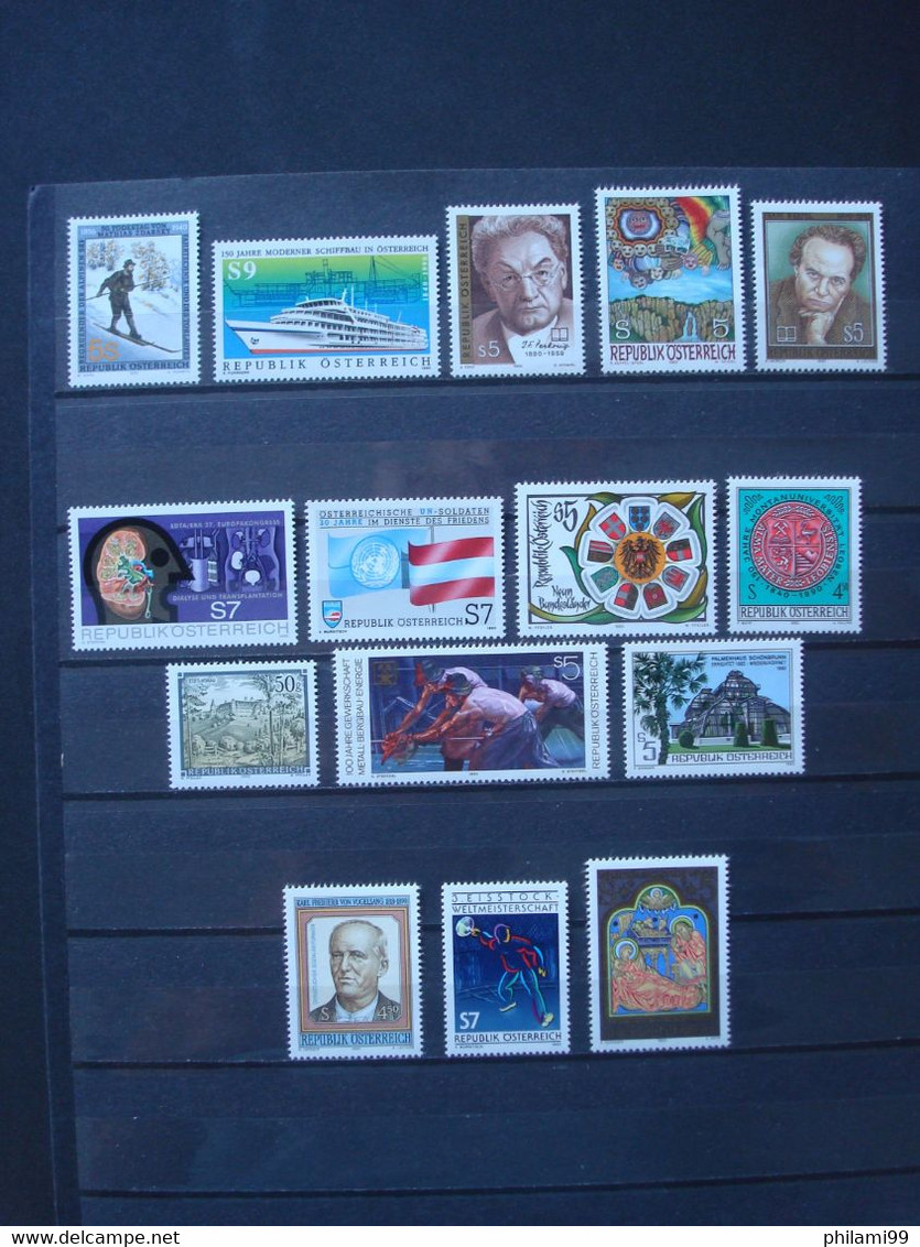 AUSTRIA 1983 -> 1990 MNH** 8 COMPLETE YEARS / 12 SCANS