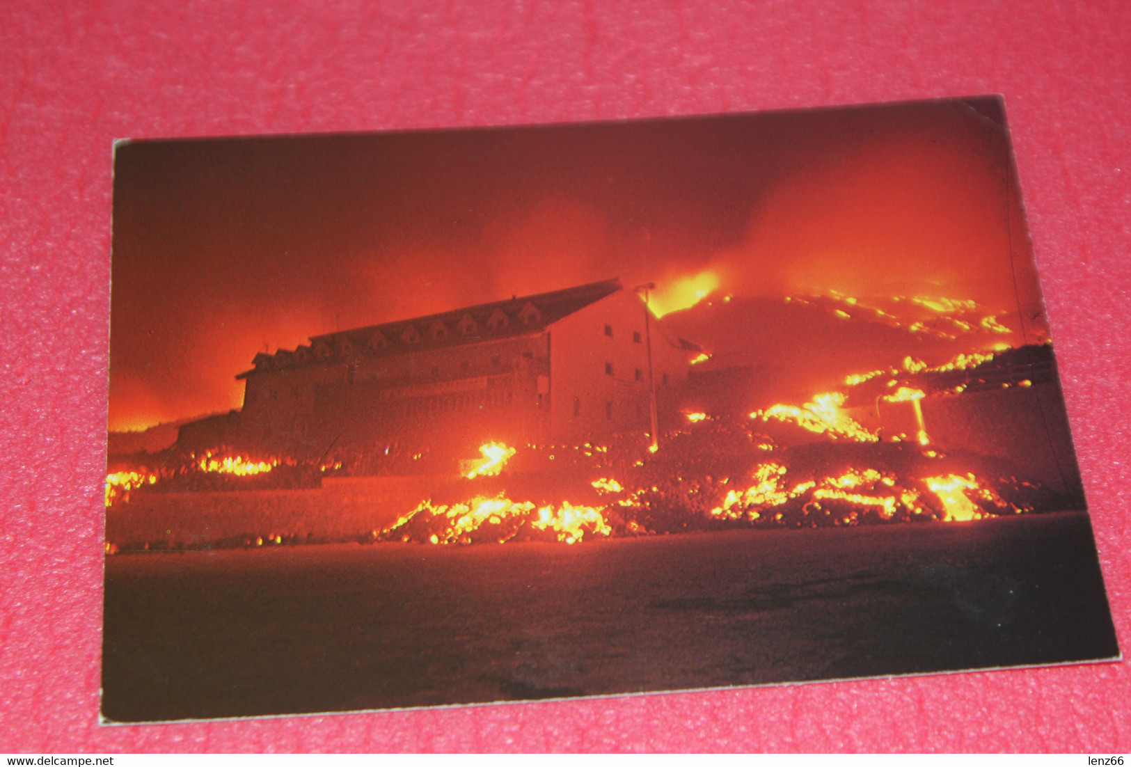 Catania Etna Rifugio Sapienza Durante L'eruzione Del 1983 Viaggiata Nel 2000 - Catania