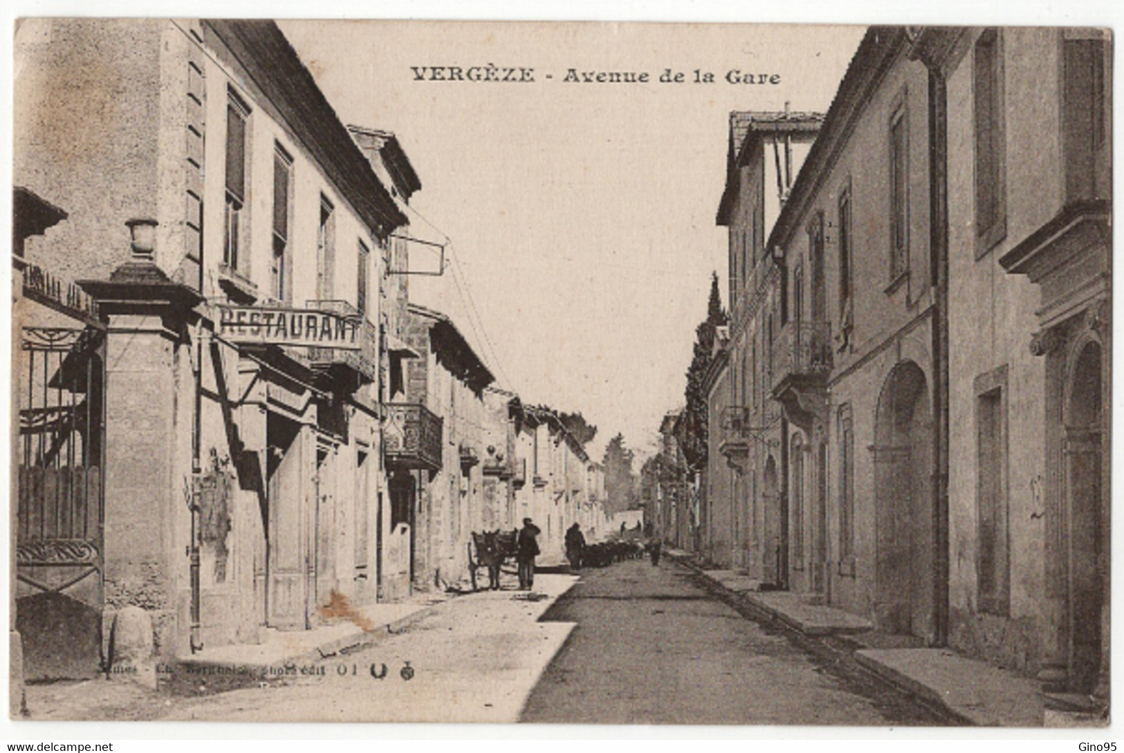 CPA 30 Vergèze Avenue De La Gare - Vergèze